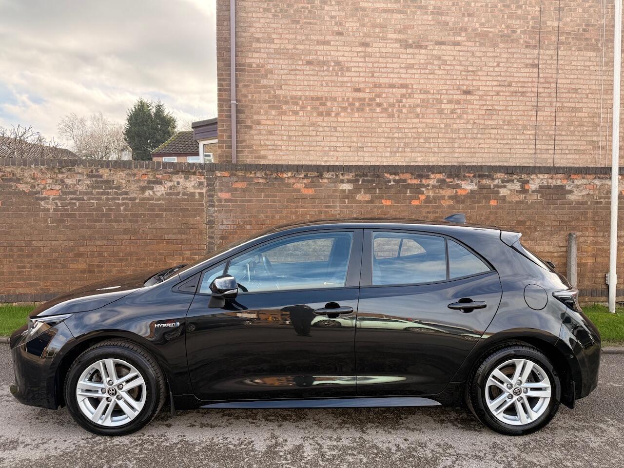 Used Toyota Corolla 2021 for sale - 77742751: Photo 4