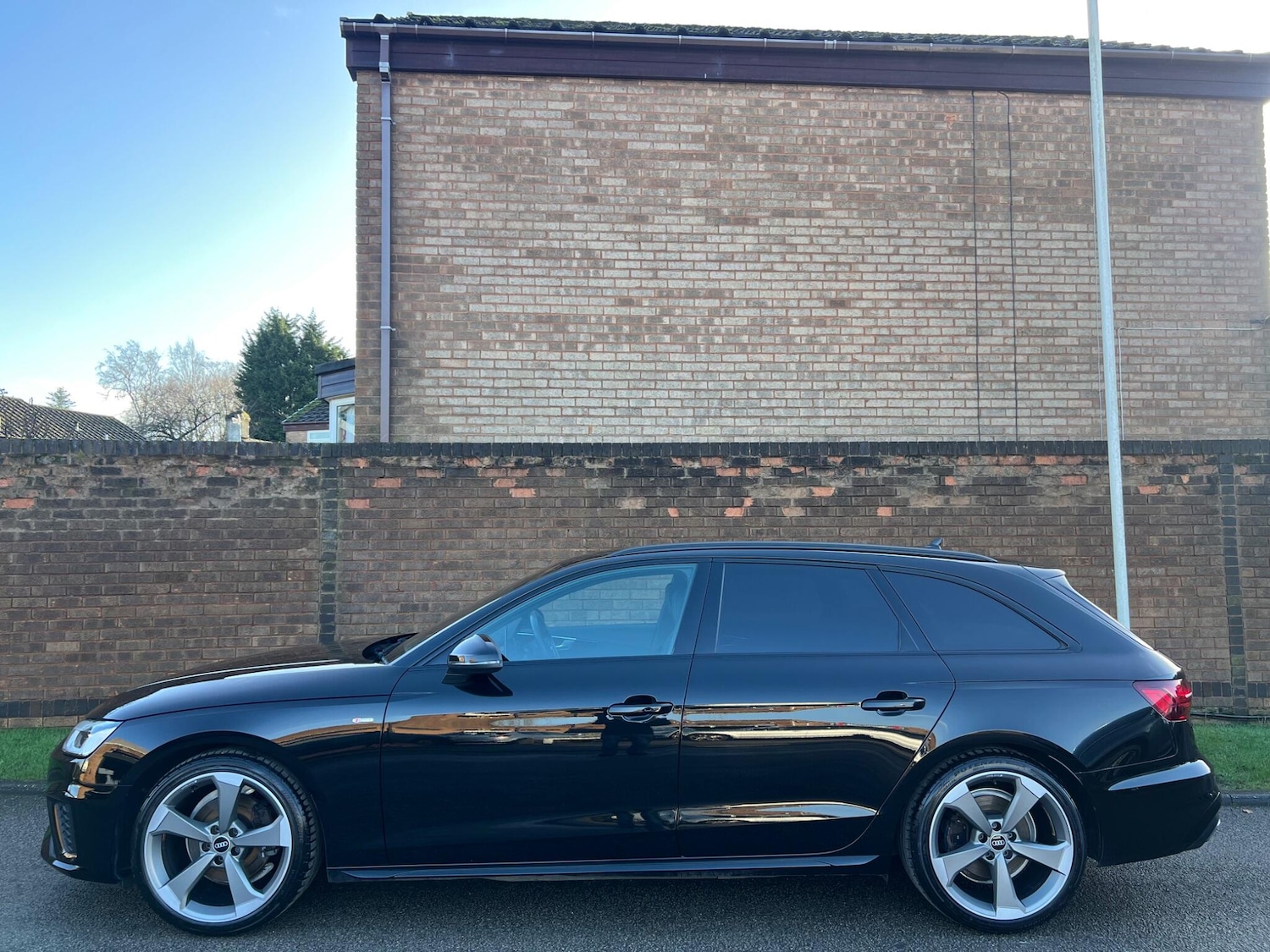 Used Audi A4 2021 for sale - 77742748: Photo 4