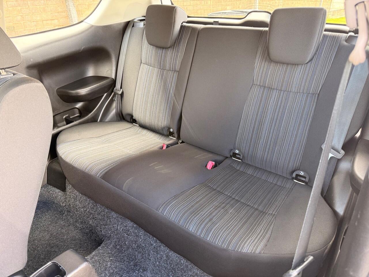 Used Suzuki Swift 2015 for sale - 78058672: Photo 8