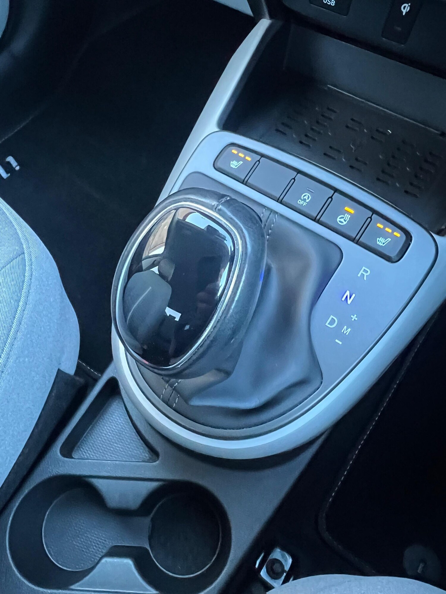 Used Hyundai i10 2022 for sale - 77742733: Photo 25