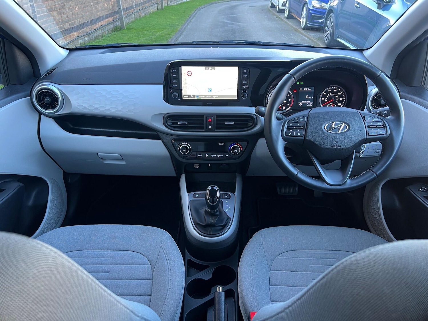 Used Hyundai i10 2022 for sale - 77742733: Photo 3