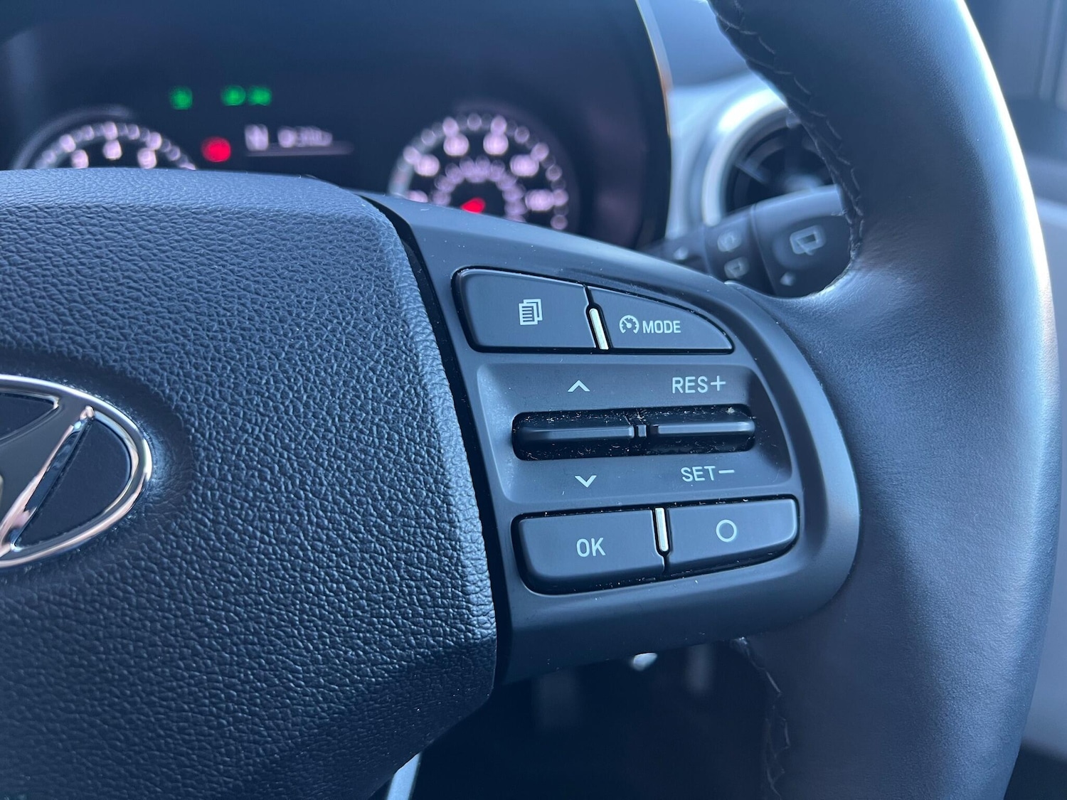 Used Hyundai i10 2022 for sale - 77742733: Photo 30