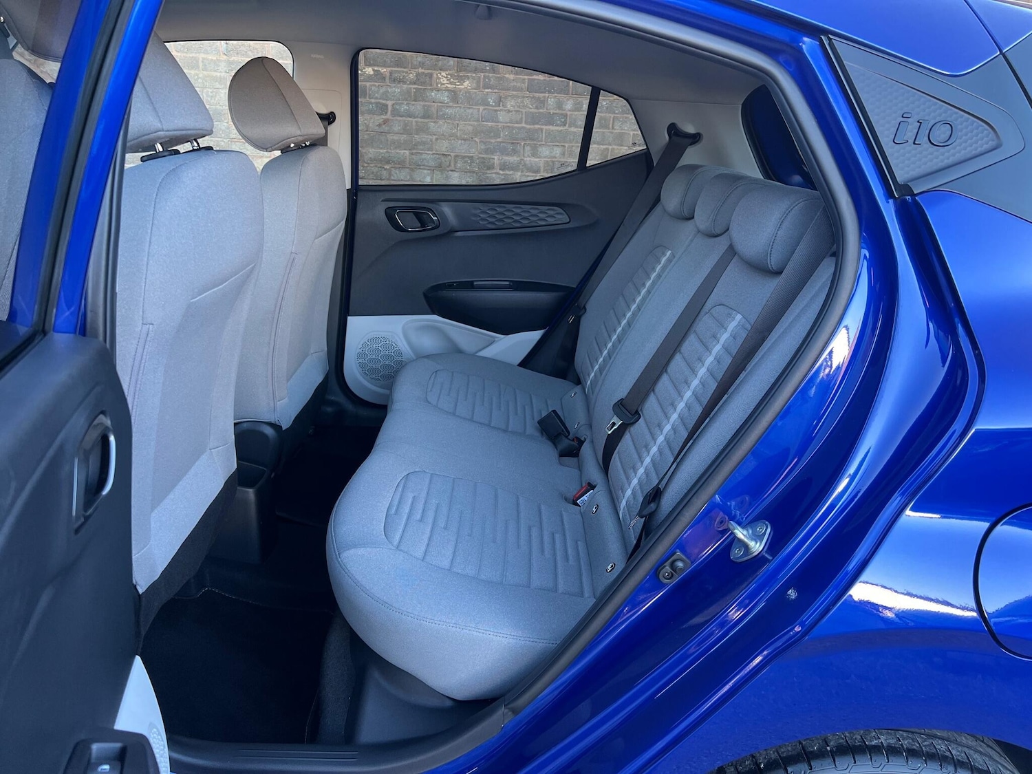 Used Hyundai i10 2022 for sale - 77742733: Photo 9