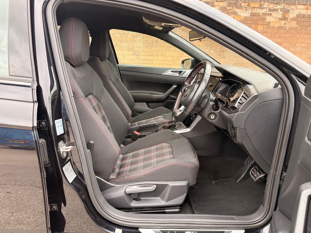 Used Volkswagen Polo for sale - 78135649: Photo 15