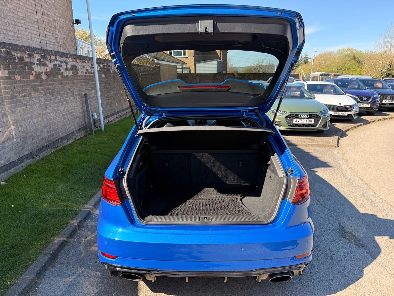 Used Audi RS3 2017 for sale - 78157077: Photo 14