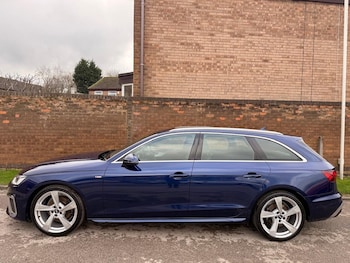 Used Audi A4 Avant 2019 for sale - 77742739: Photo