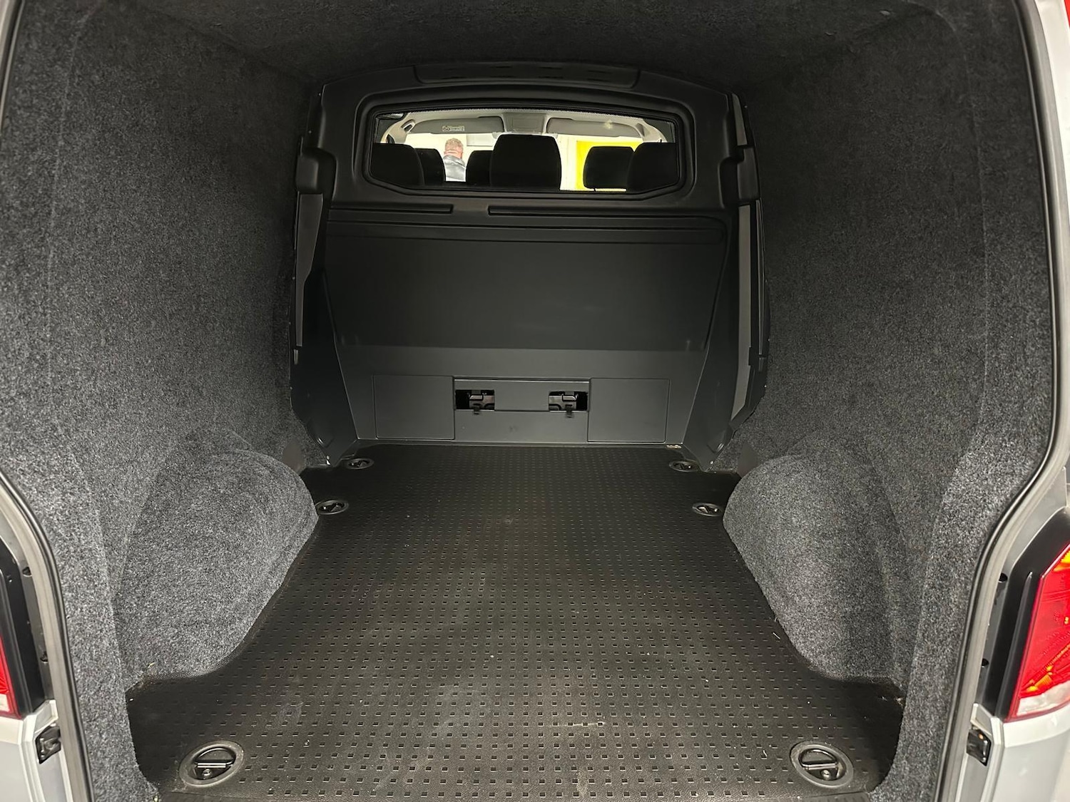 Used Volkswagen Transporter 2021 for sale - 76179523: Photo 10