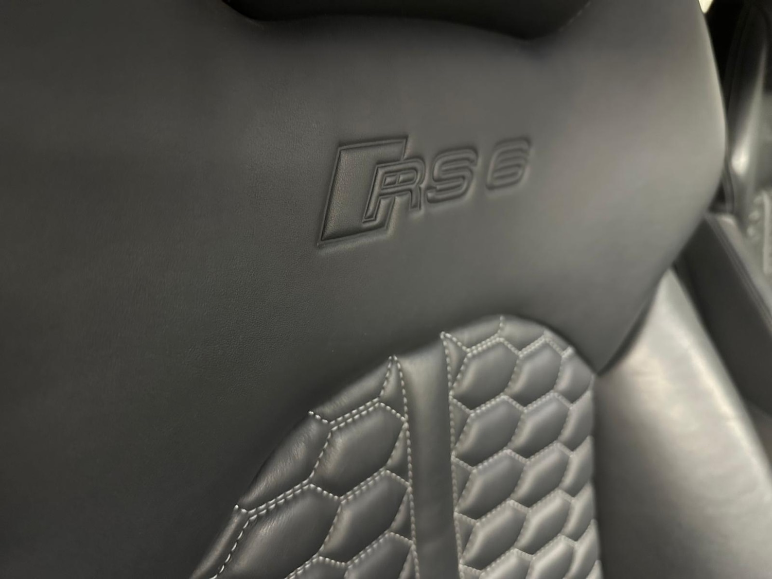 Used Audi RS6 2013 for sale - 76850268: Photo 18