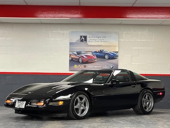 2015 (N) - C4 5.7 2-Door