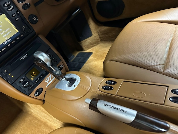 Used Porsche 911 for sale - 75290565: Photo 15