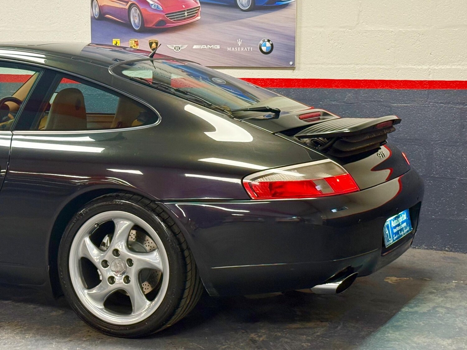 Vehicle 29