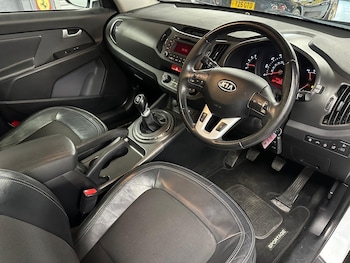 Used Kia Sportage 2011 for sale - 75916088: Photo