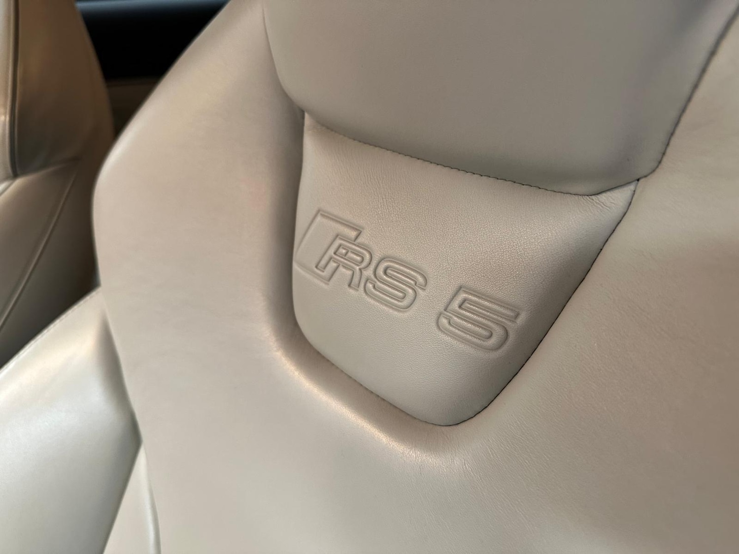 Used Audi RS5 2011 for sale - 76408768: Photo 15