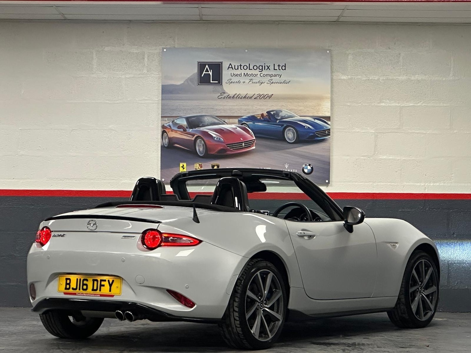 Used Mazda MX-5 2016 for sale - 76099078: Photo 2