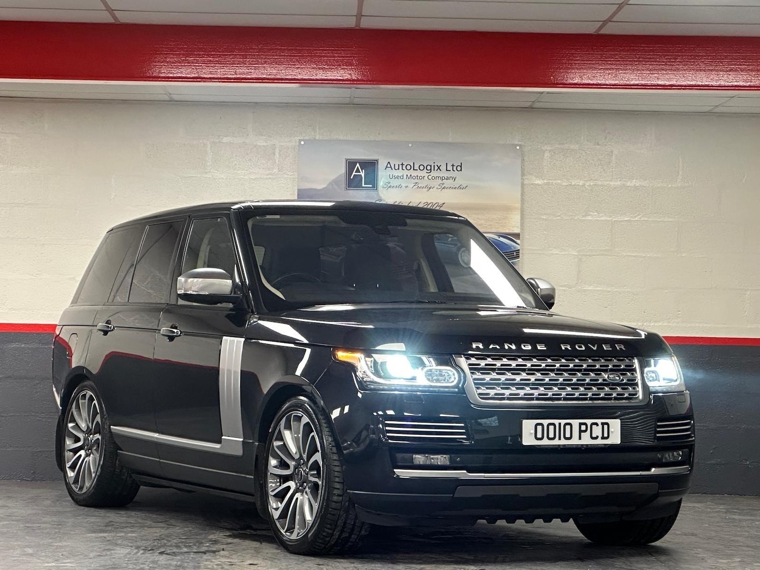 Used Land Rover Range Rover 2014 for sale - 76175393: Photo 1