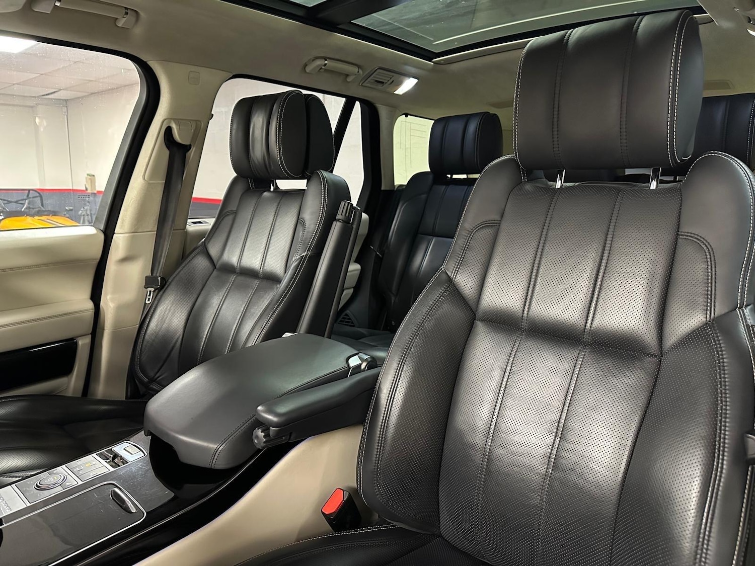 Used Land Rover Range Rover 2014 for sale - 76175393: Photo 16