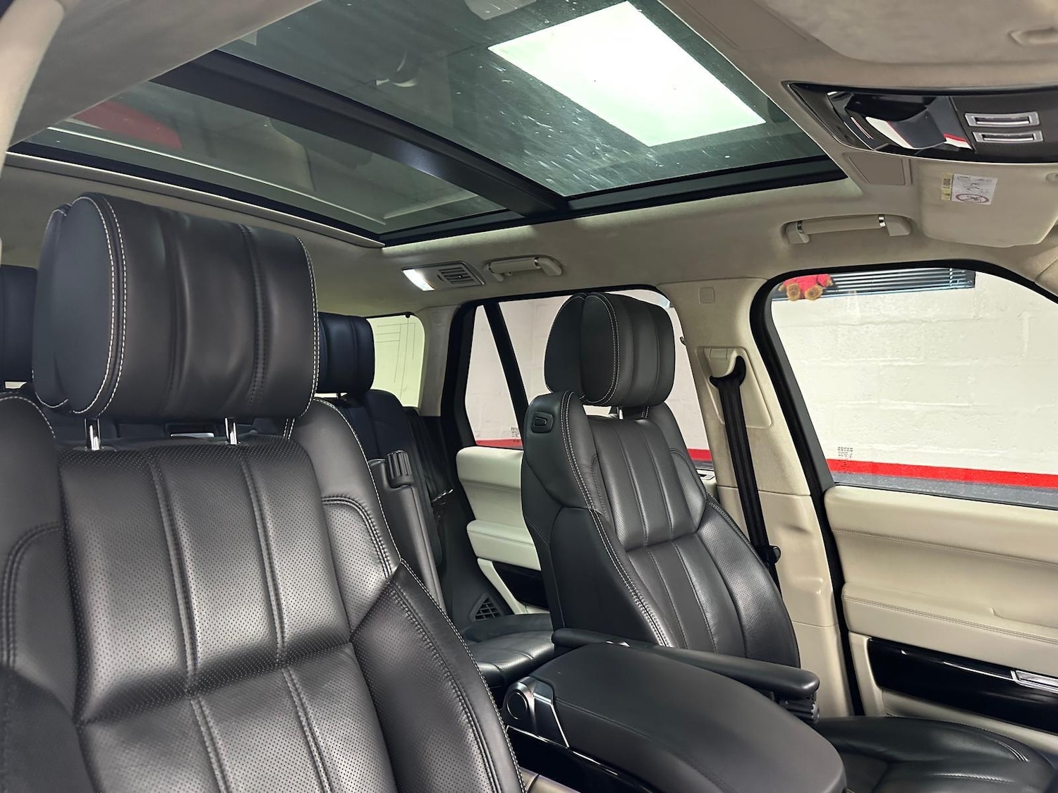Used Land Rover Range Rover 2014 for sale - 76175393: Photo 17