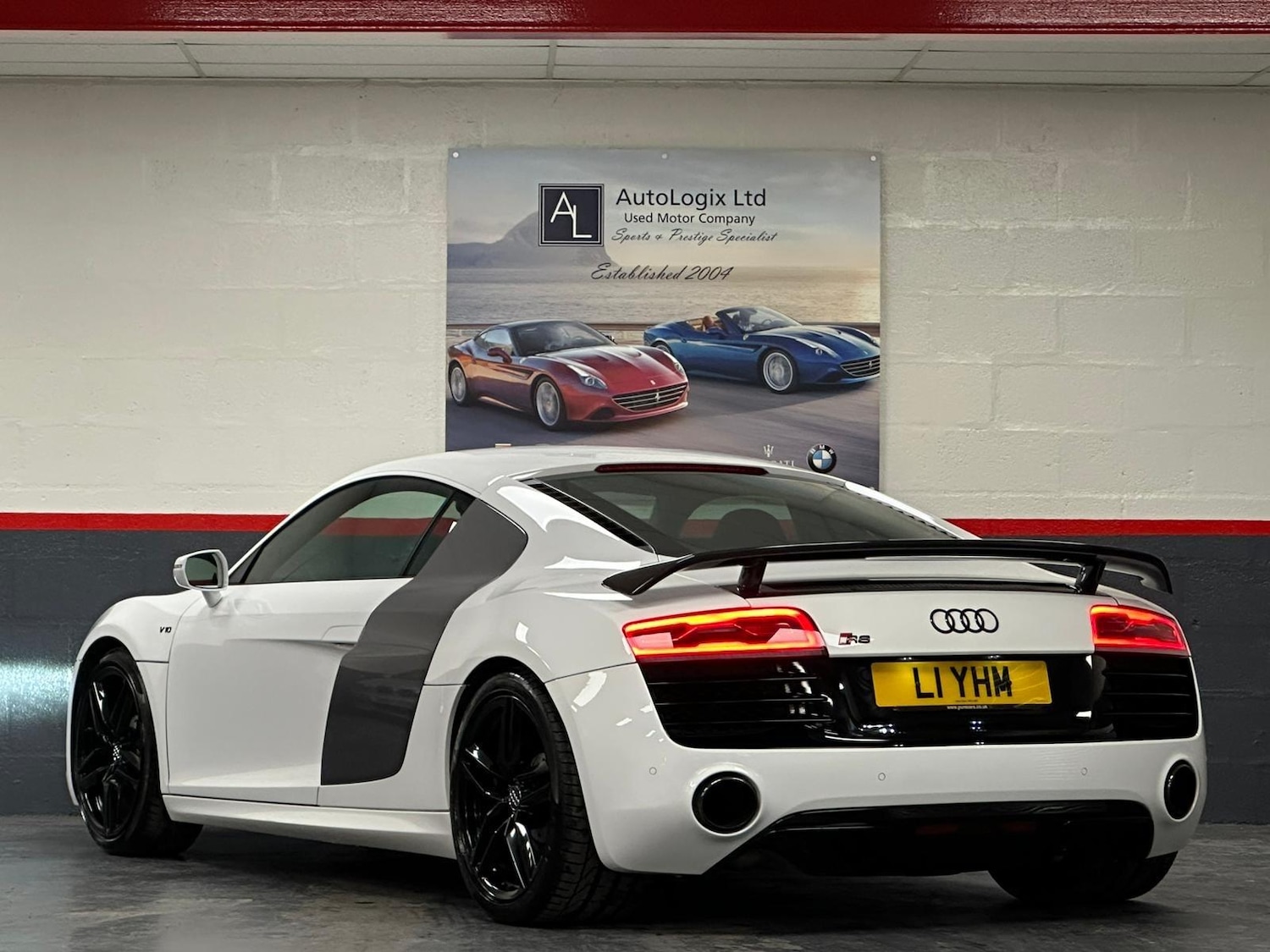 Used Audi R8 2013 for sale - 77162798: Photo 2