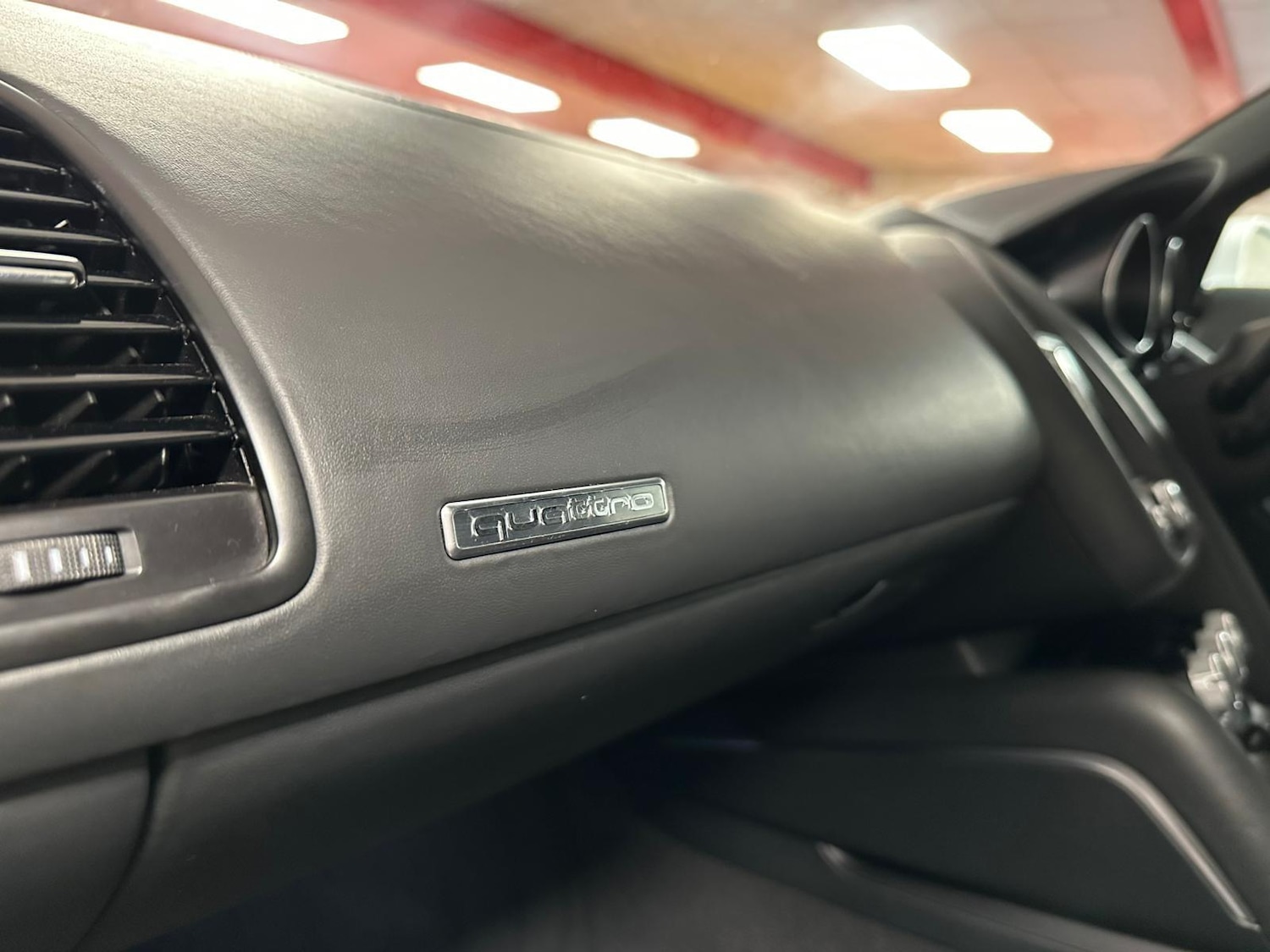 Used Audi R8 2013 for sale - 77162798: Photo 24