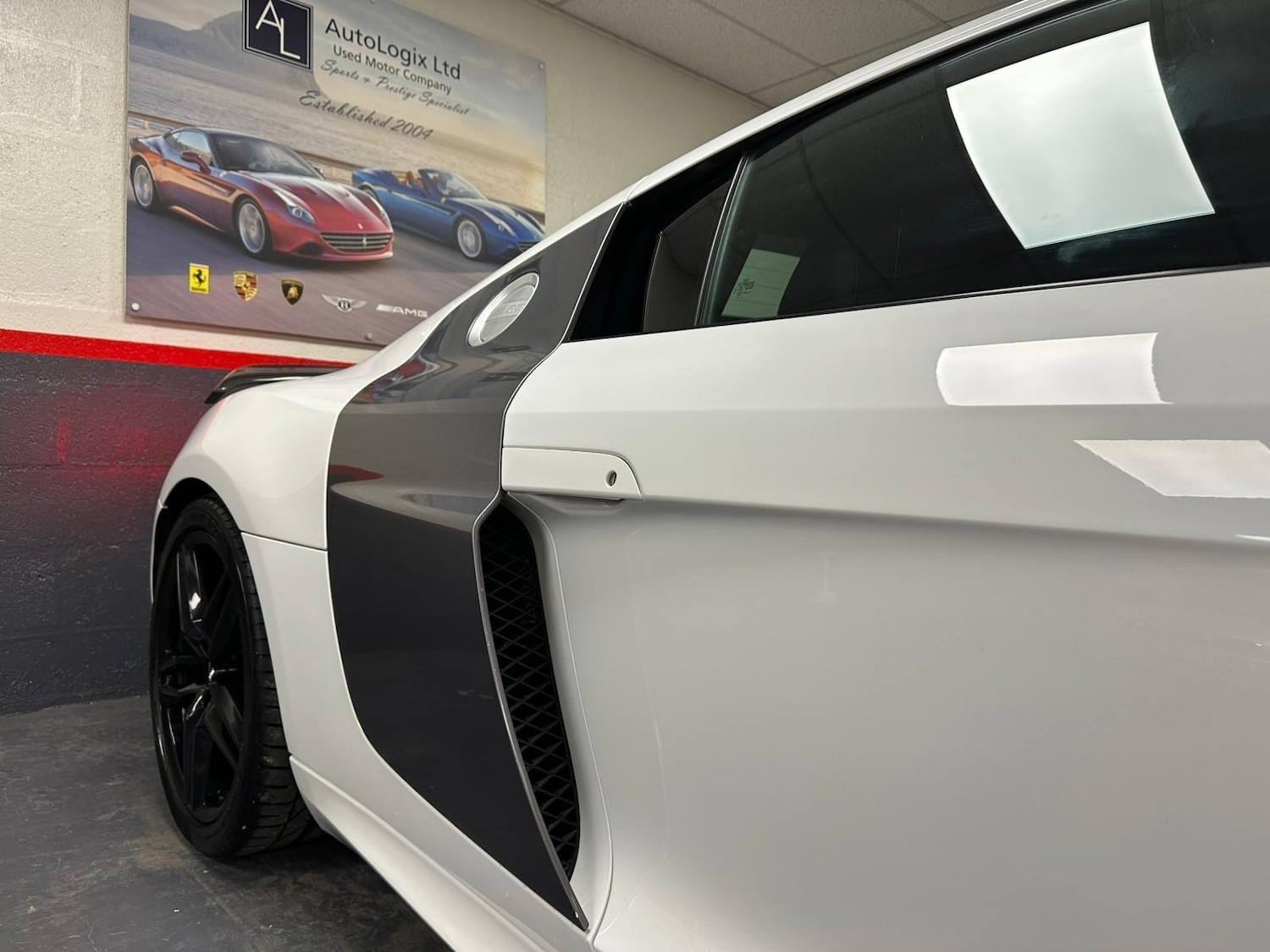 Used Audi R8 2013 for sale - 77162798: Photo 4