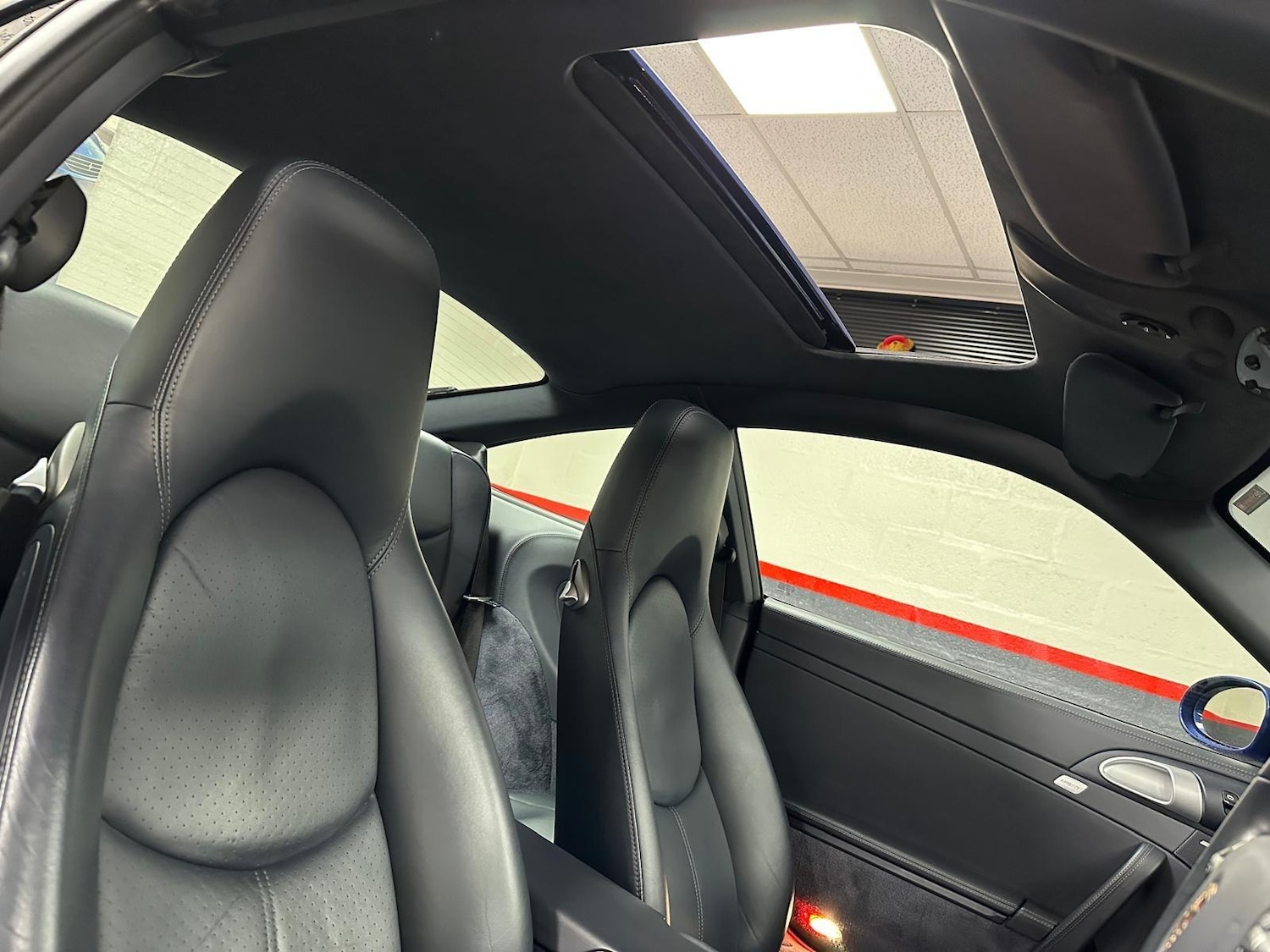 Used Porsche 911 2007 for sale - 76976572: Photo 12