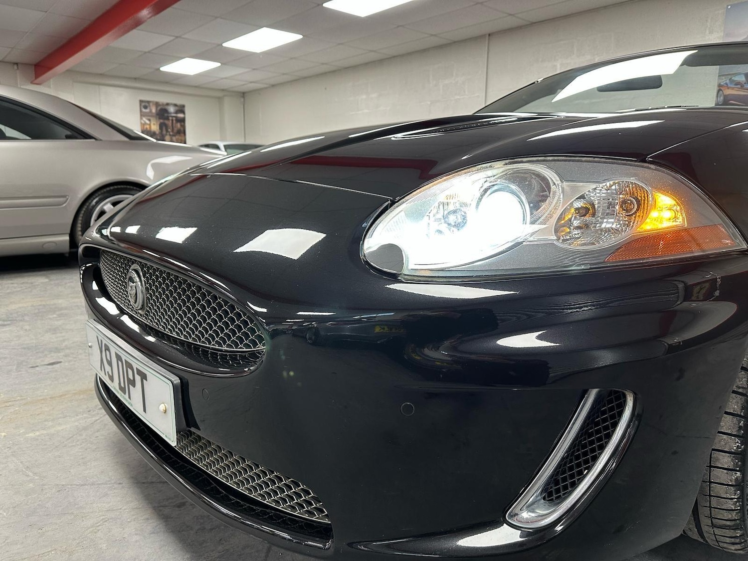 Used Jaguar XK 2009 for sale - 77040023: Photo 15