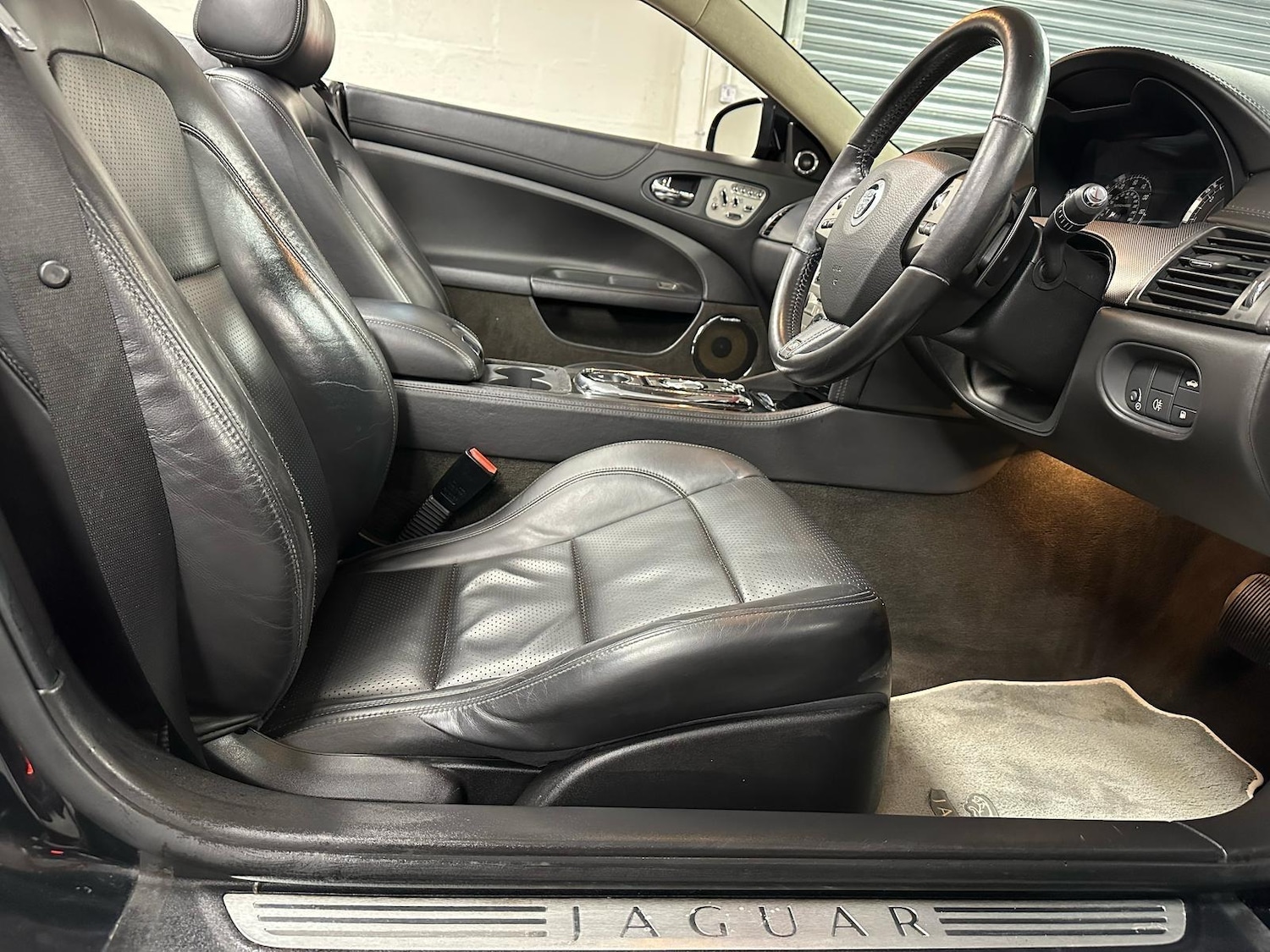 Used Jaguar XK 2009 for sale - 77040023: Photo 18