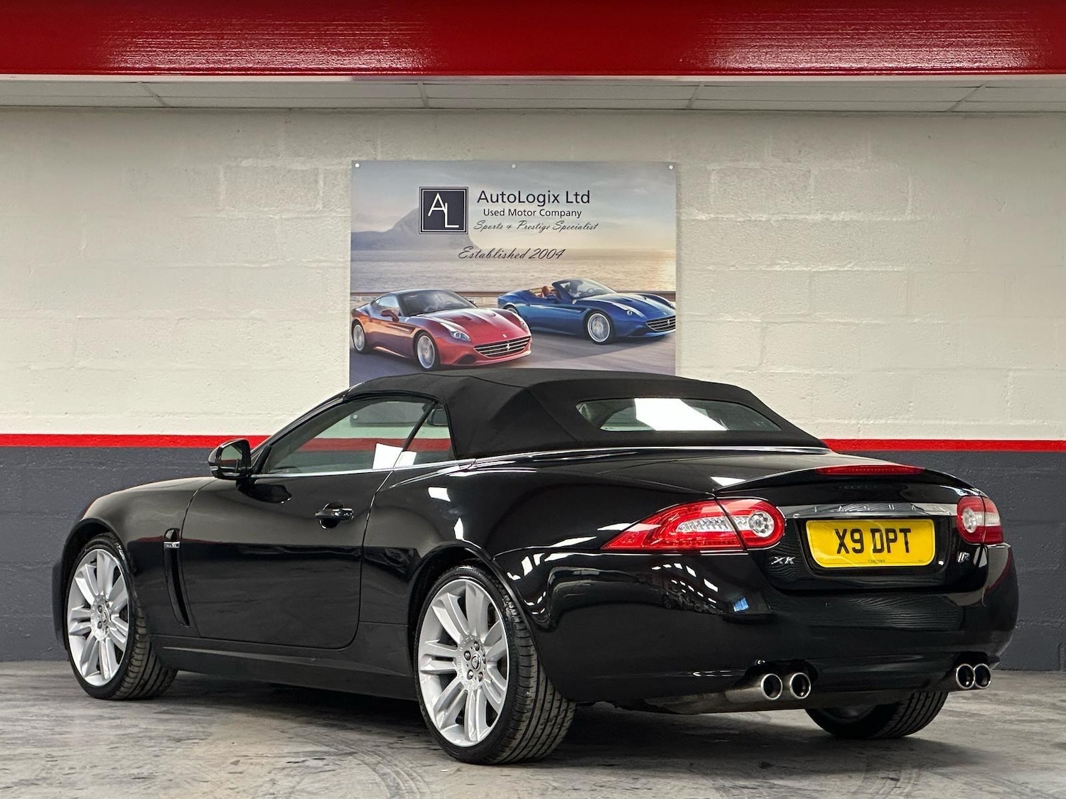 Used Jaguar XK 2009 for sale - 77040023: Photo 2
