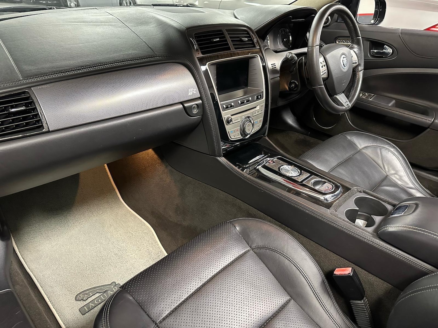 Used Jaguar XK 2009 for sale - 77040023: Photo 20