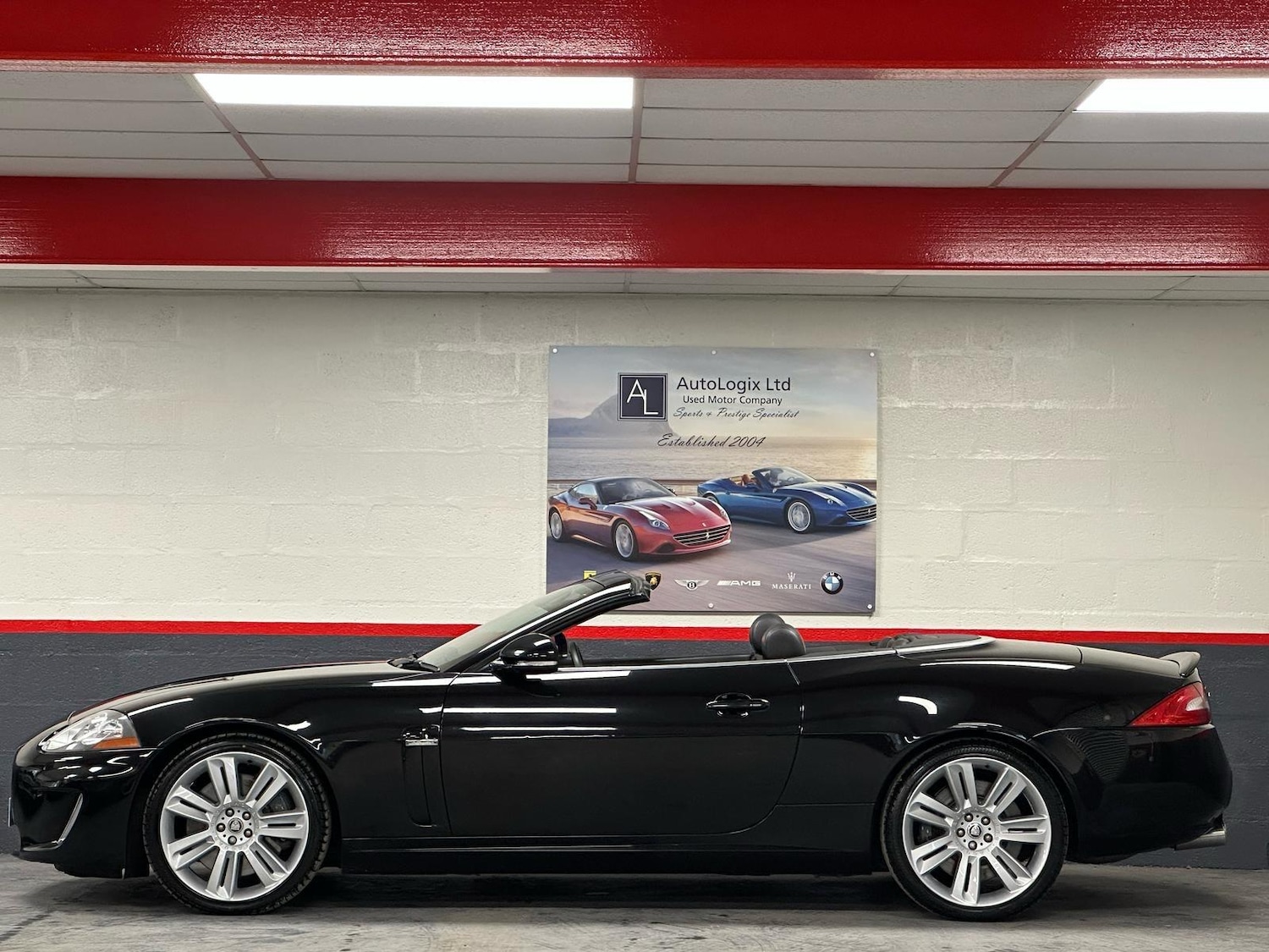 Used Jaguar XK 2009 for sale - 77040023: Photo 6