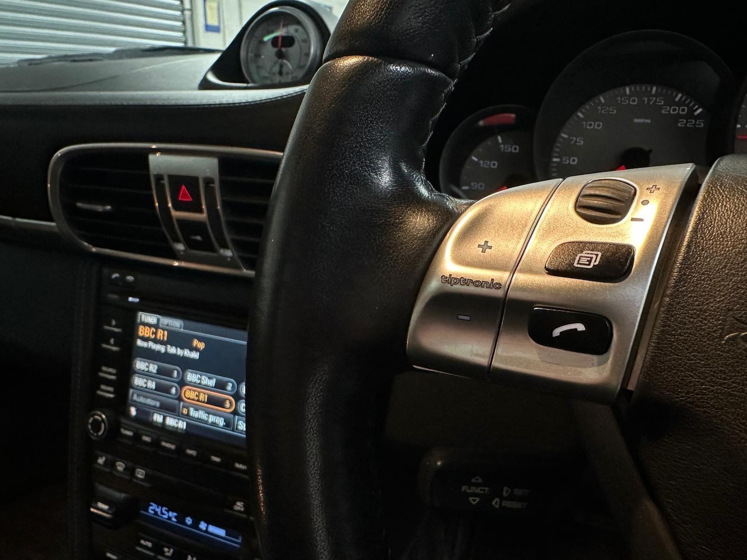 Used Porsche 911 2008 for sale - 77330890: Photo 18