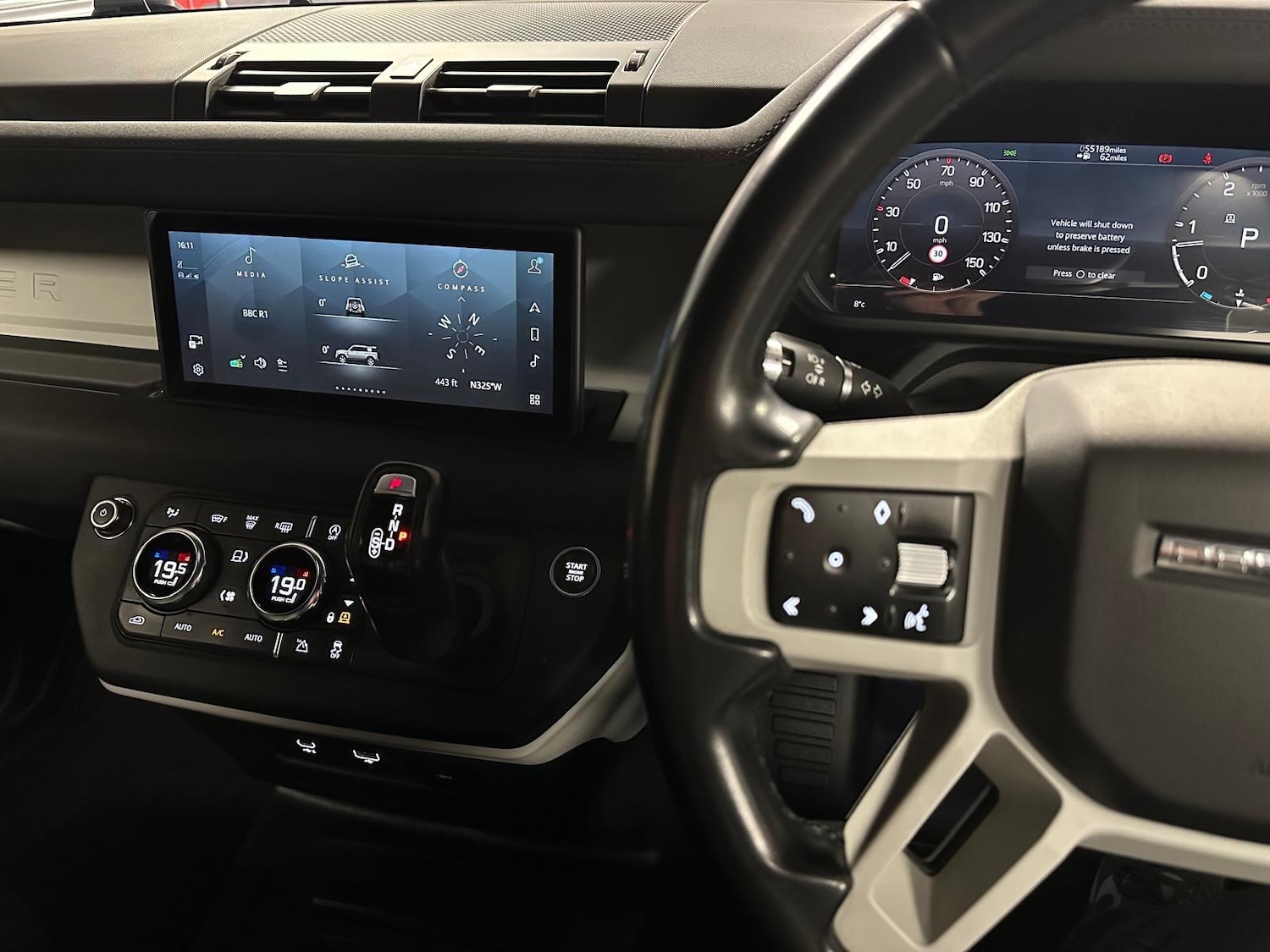 Used Land Rover Defender 2021 for sale - 77040715: Photo 14