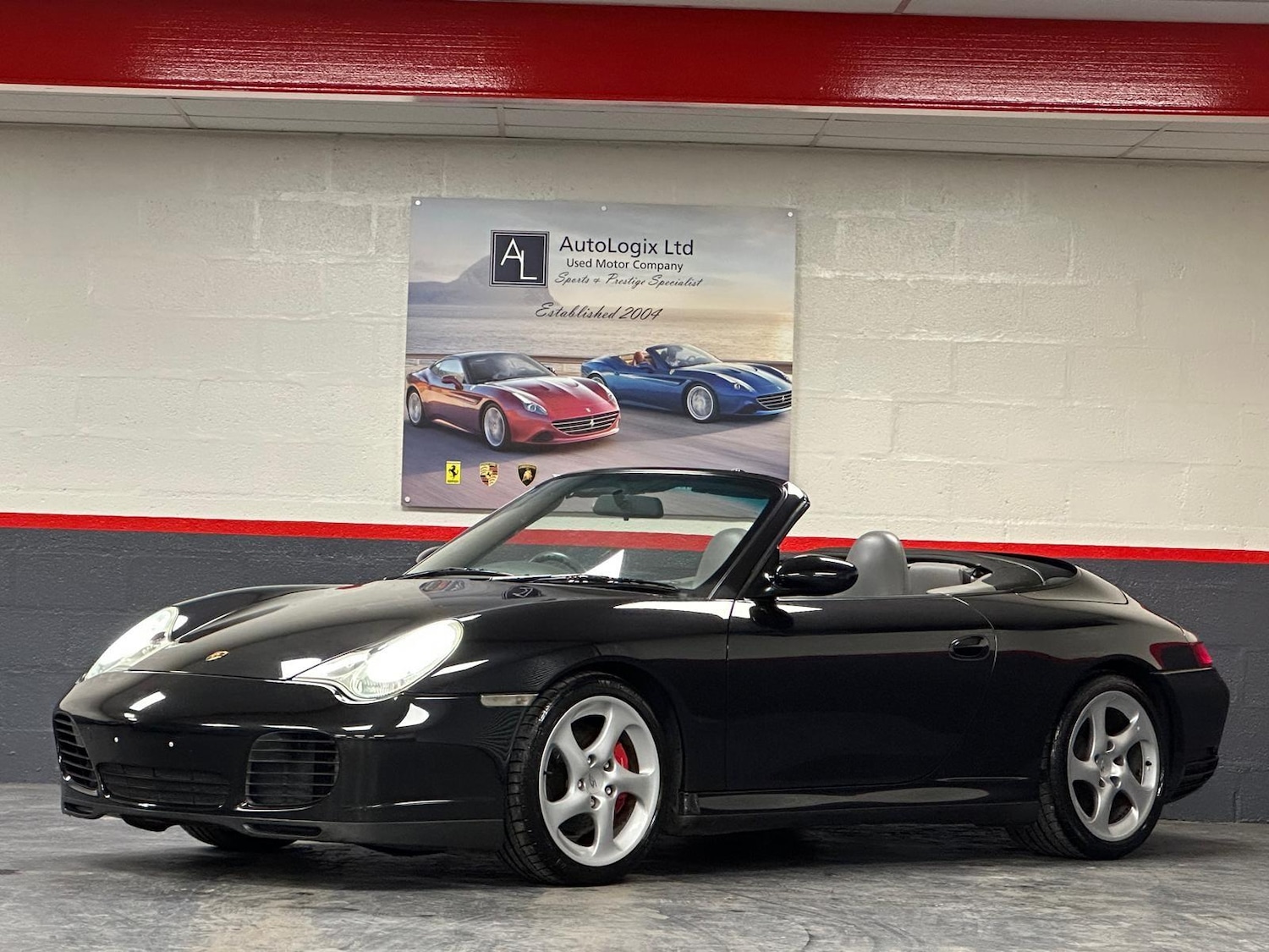 Used Porsche 911 2004 for sale - 76349371: Photo 1
