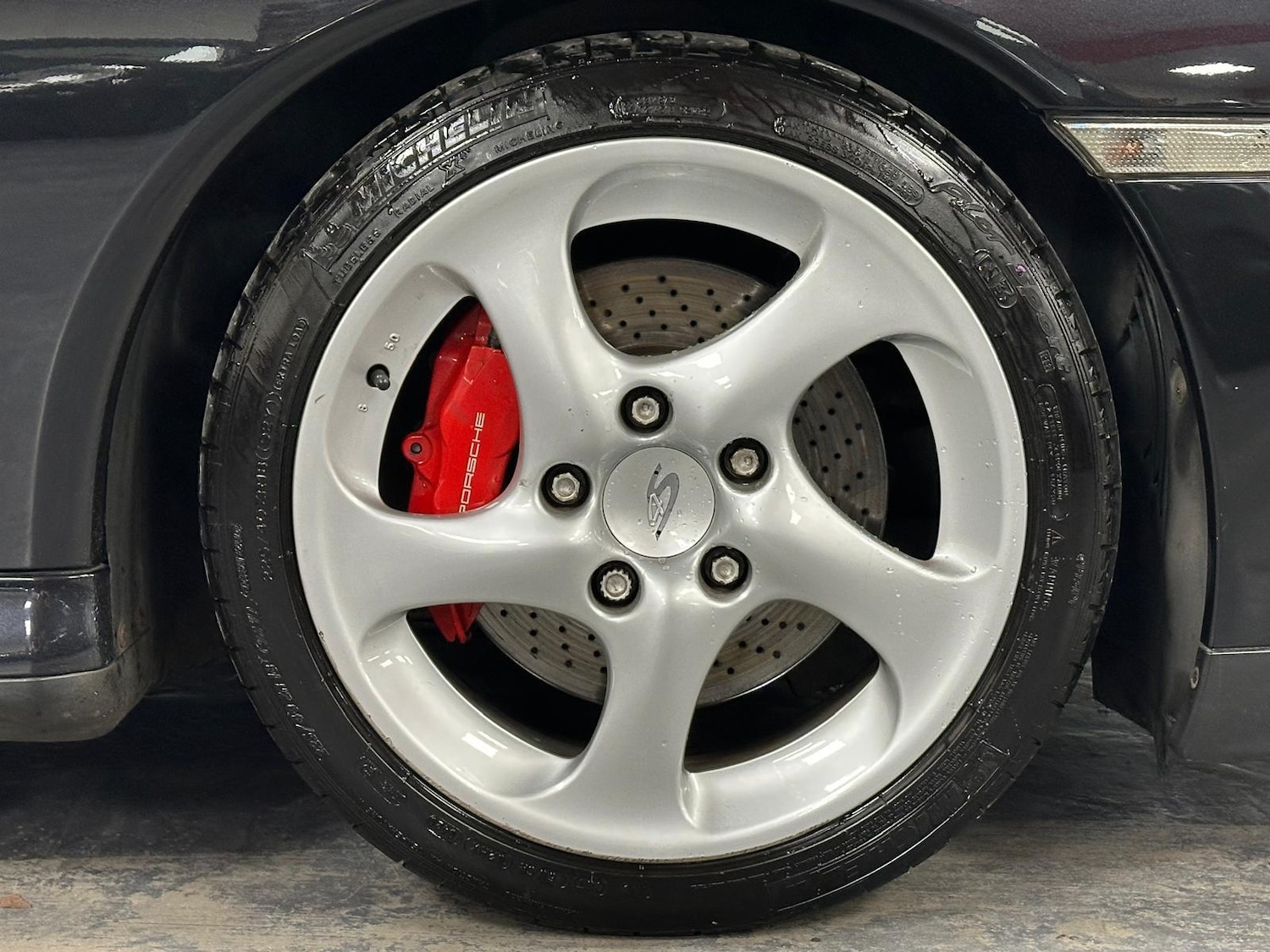Used Porsche 911 2004 for sale - 76349371: Photo 18