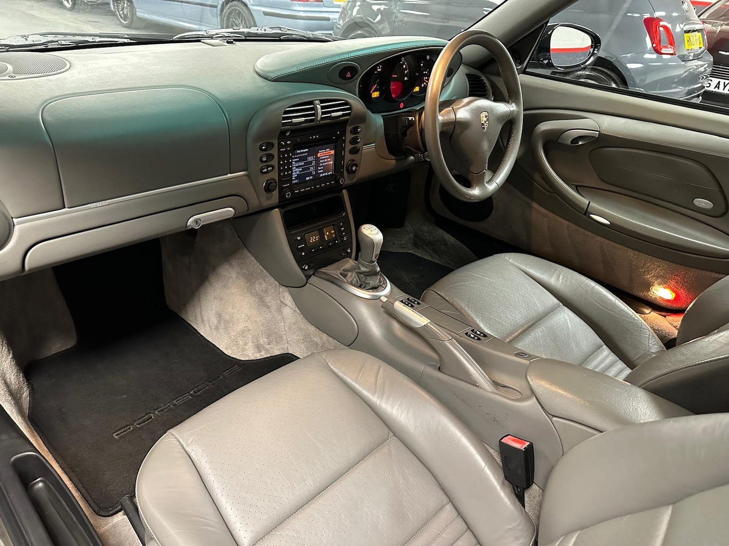 Used Porsche 911 2004 for sale - 76349371: Photo 3