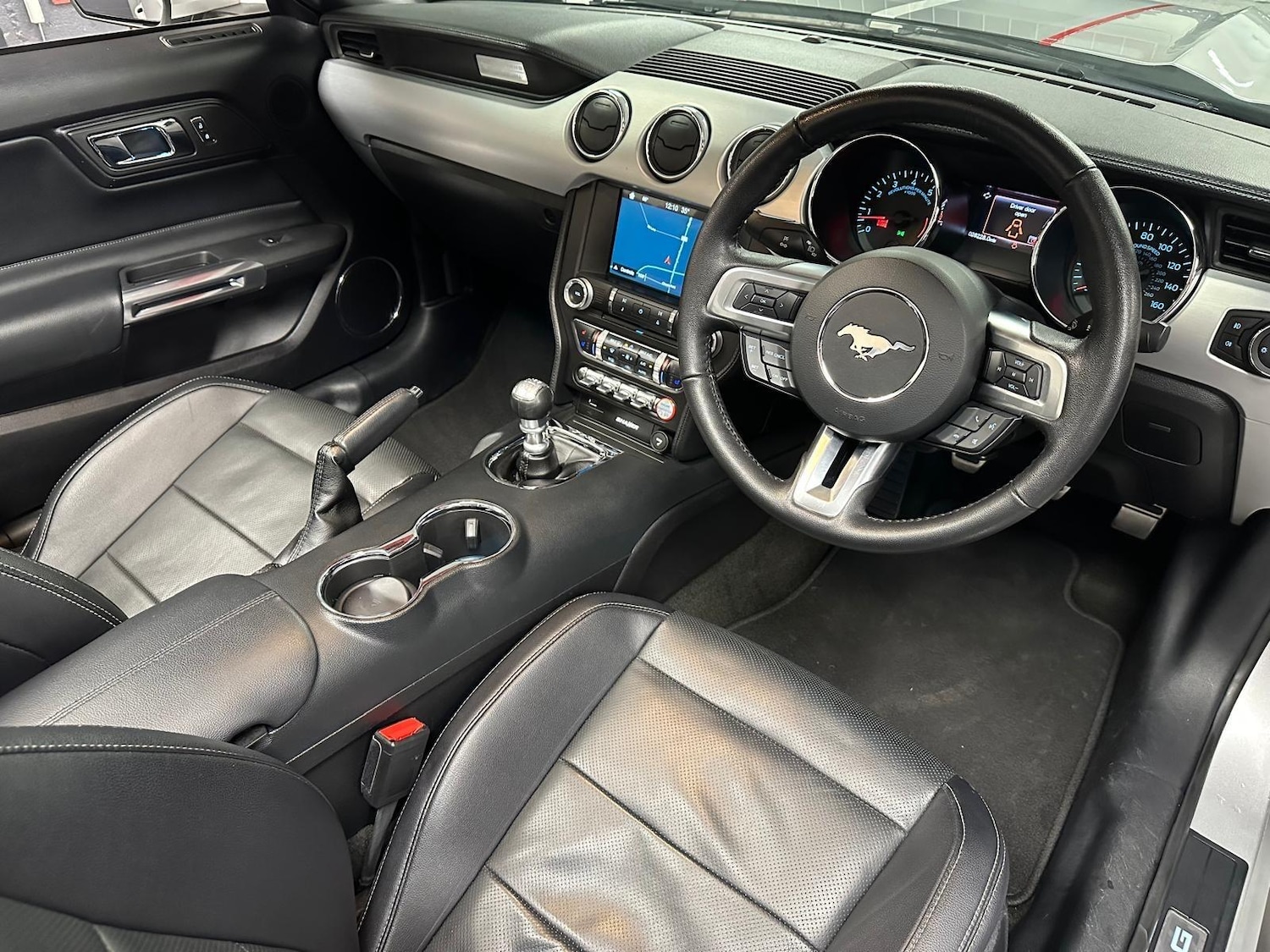 Used Ford Mustang 2017 for sale - 77425168: Photo 3