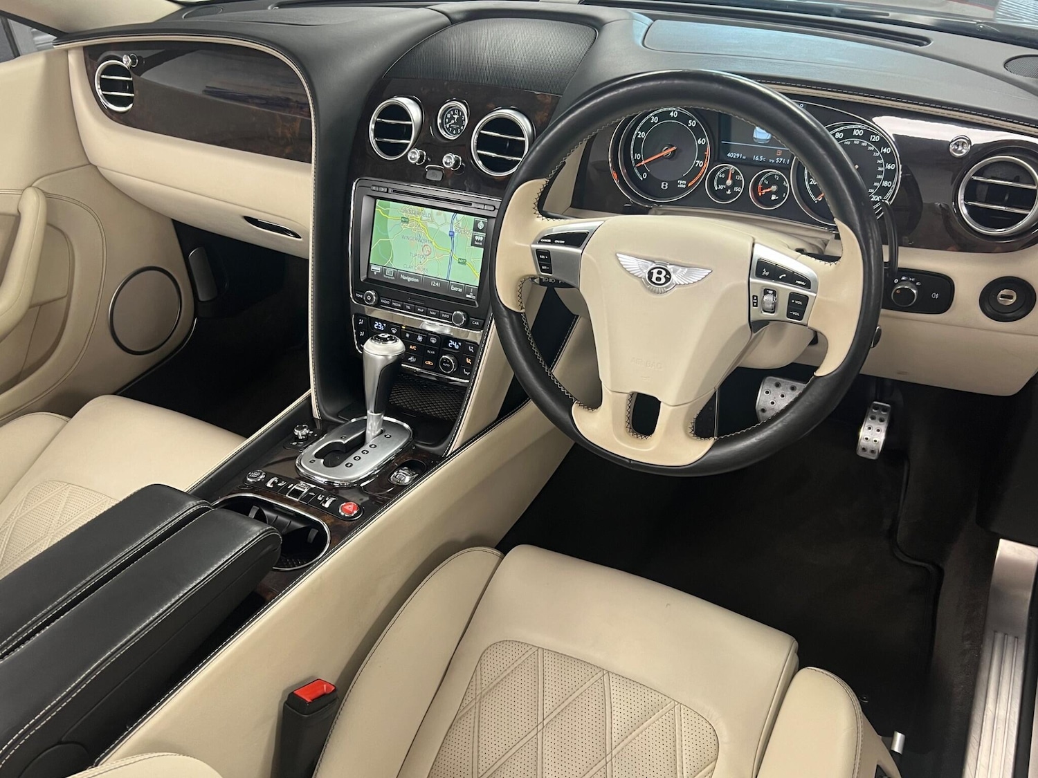 Used Bentley Continental 2012 for sale - 77290769: Photo 3