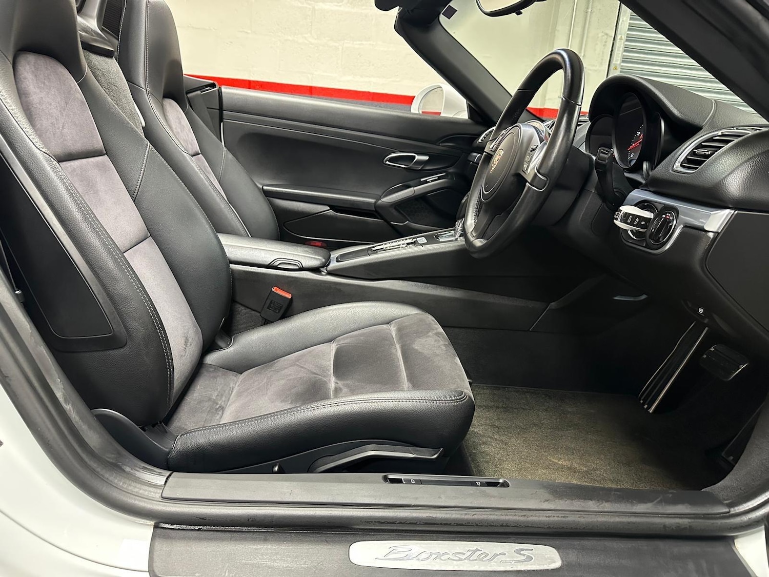 Used Porsche Boxster 2012 for sale - 77612050: Photo 13