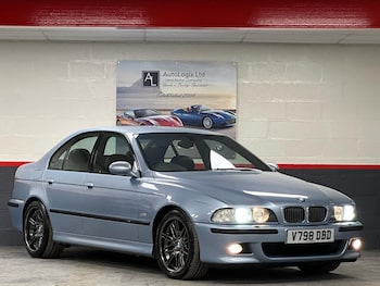1999 (V) - 4.9i 4dr