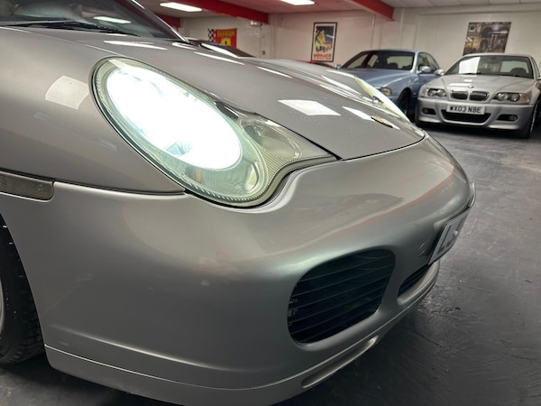 Used Porsche 911 2004 for sale - 75601422: Photo 25