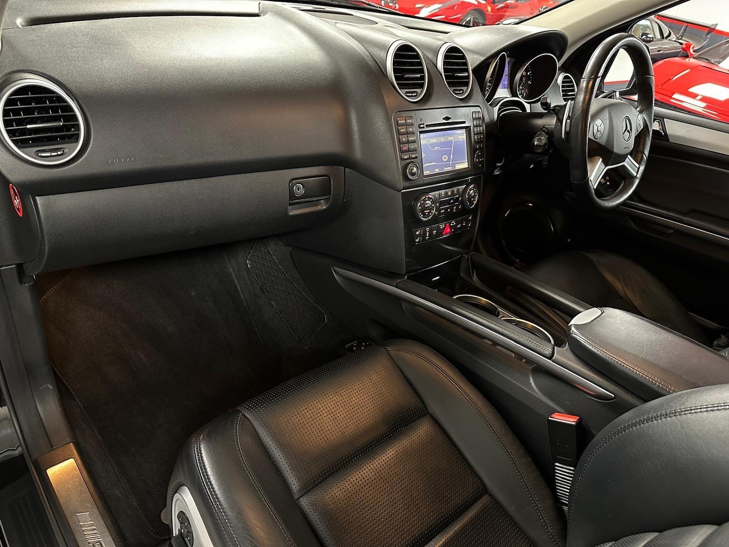 Used Mercedes-Benz M Class 2009 for sale - 76592296: Photo 12