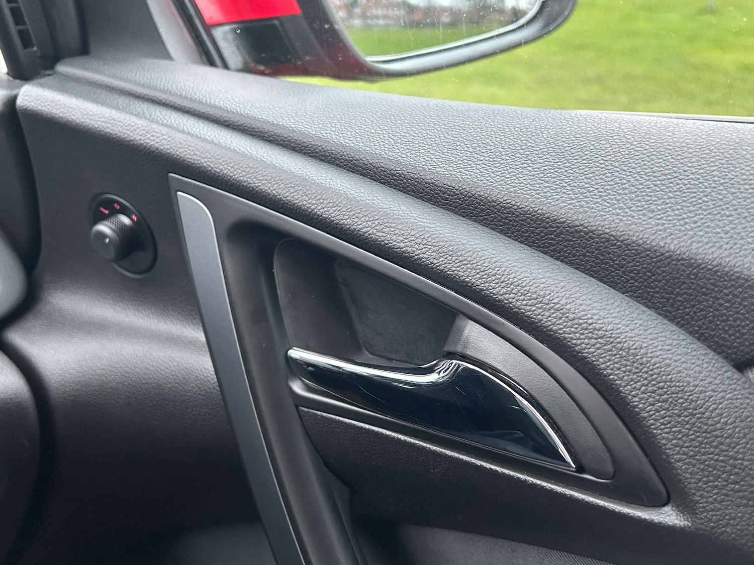 Used Vauxhall Astra 2015 for sale - 77431935: Photo 14