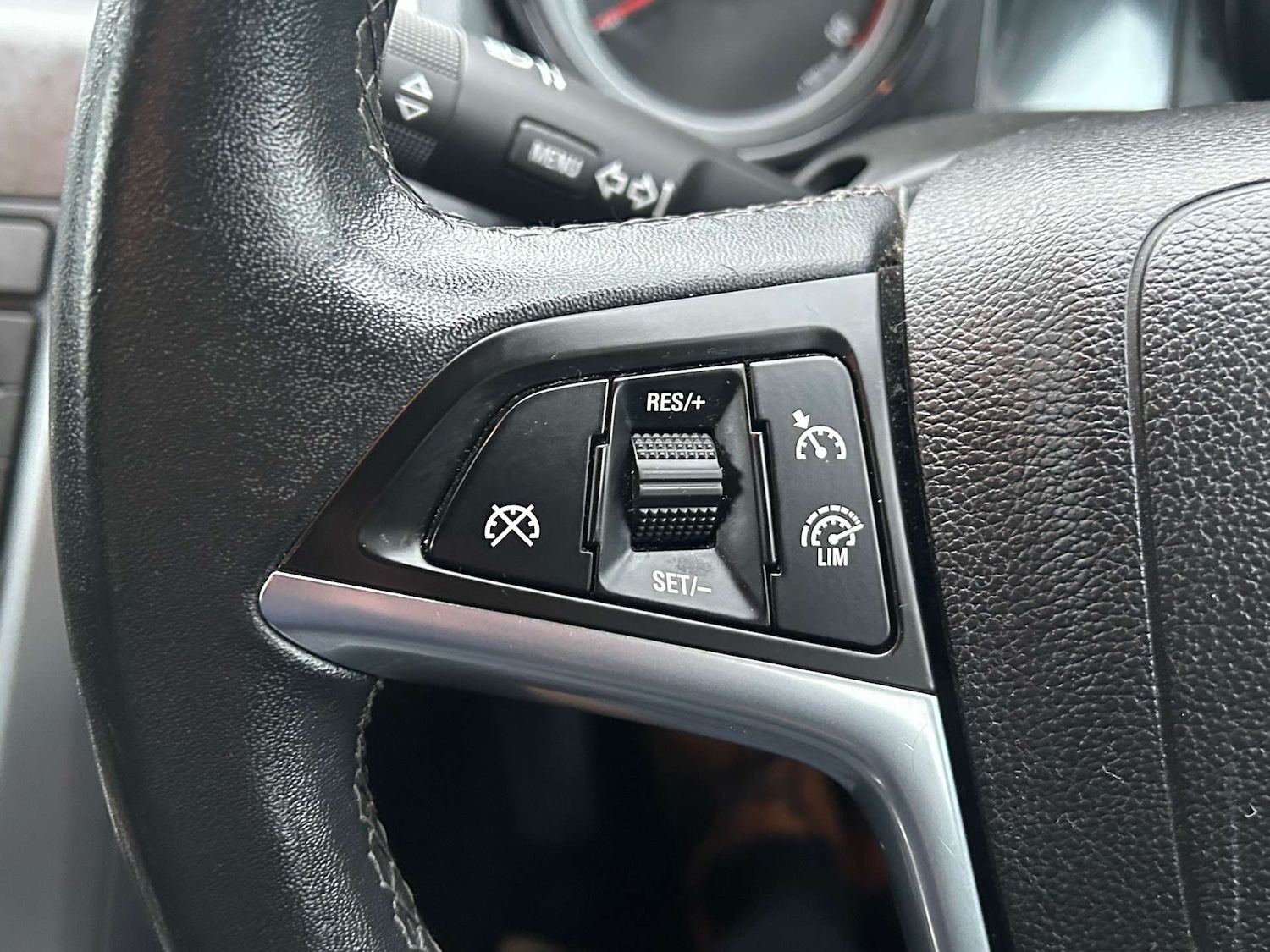 Used Vauxhall Astra 2015 for sale - 77431935: Photo 24