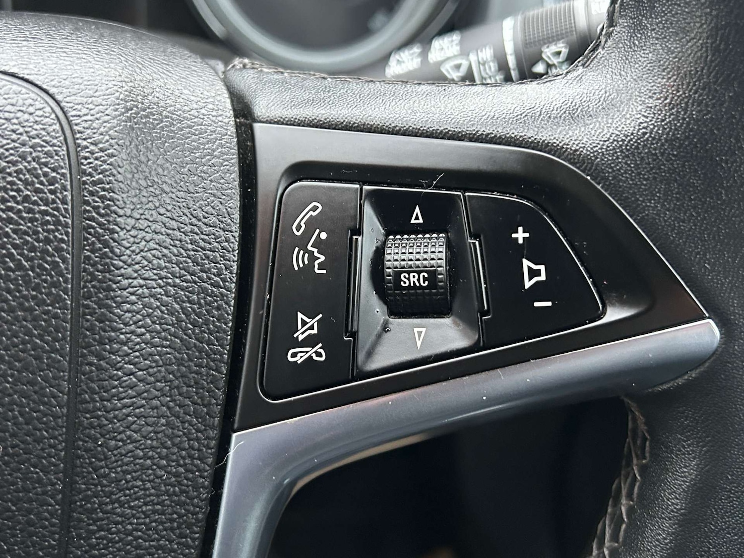 Used Vauxhall Astra 2015 for sale - 77431935: Photo 26