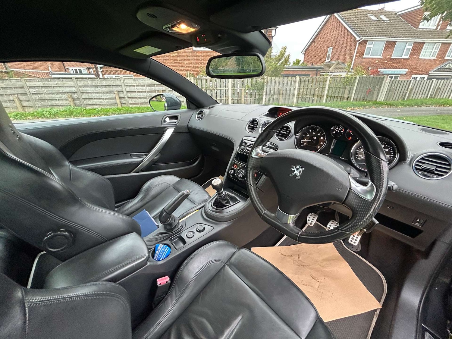 Used Peugeot RCZ 2011 for sale - 76363747: Photo 21