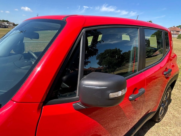 Used Jeep Renegade 2015 for sale - 76277870: Photo 14