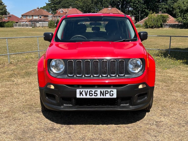 Used Jeep Renegade 2015 for sale - 76277870: Photo 2