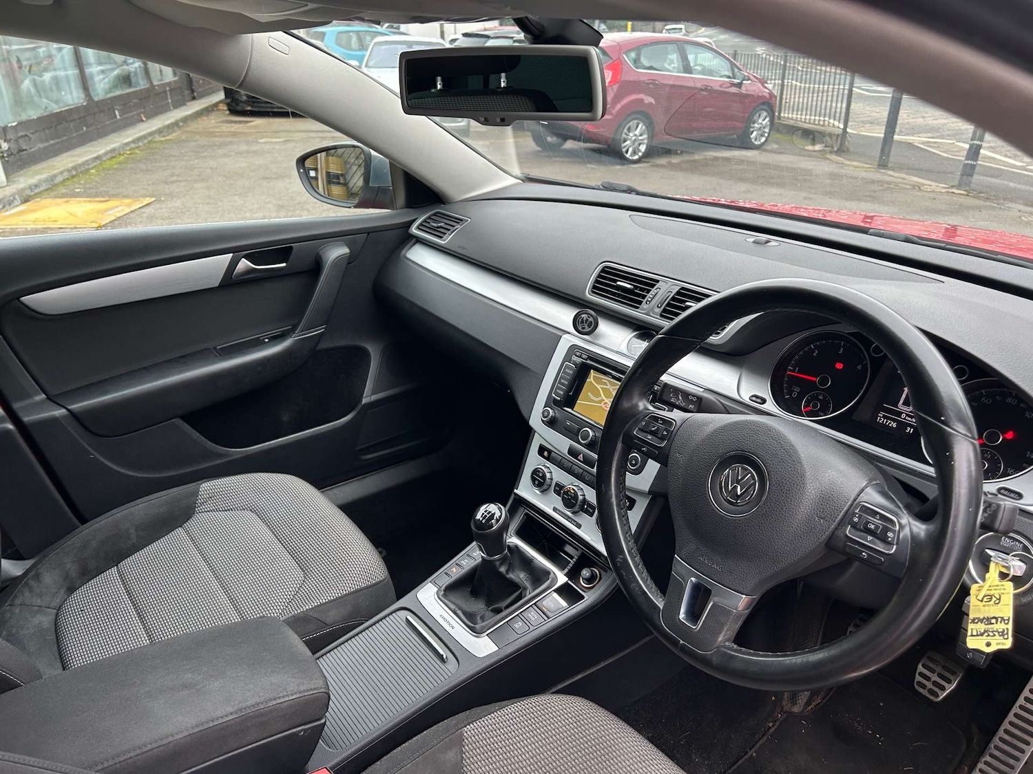 Used Volkswagen Passat 2013 for sale - 76148249: Photo 2