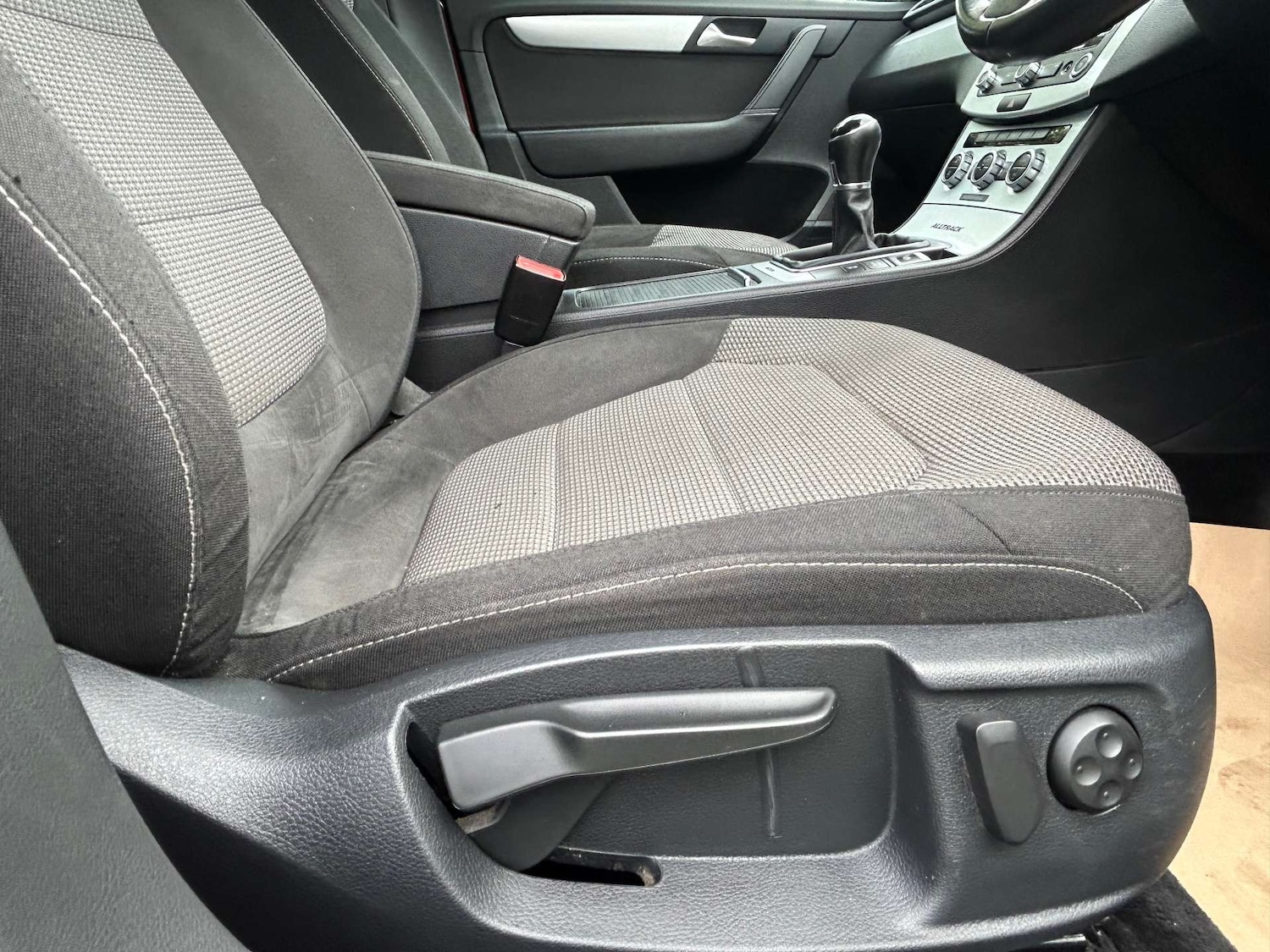 Used Volkswagen Passat 2013 for sale - 76148249: Photo 22