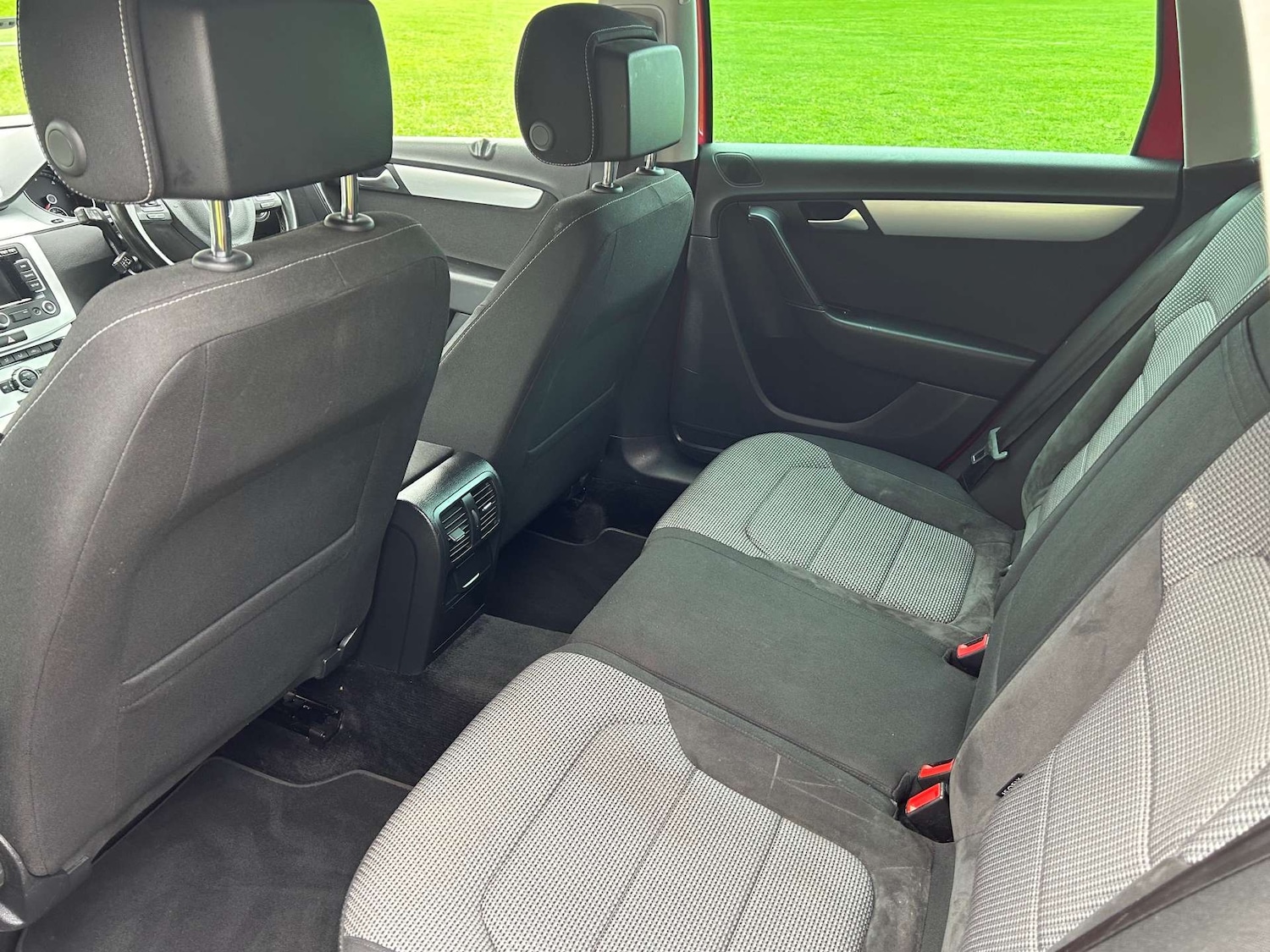 Used Volkswagen Passat 2013 for sale - 76148249: Photo 27